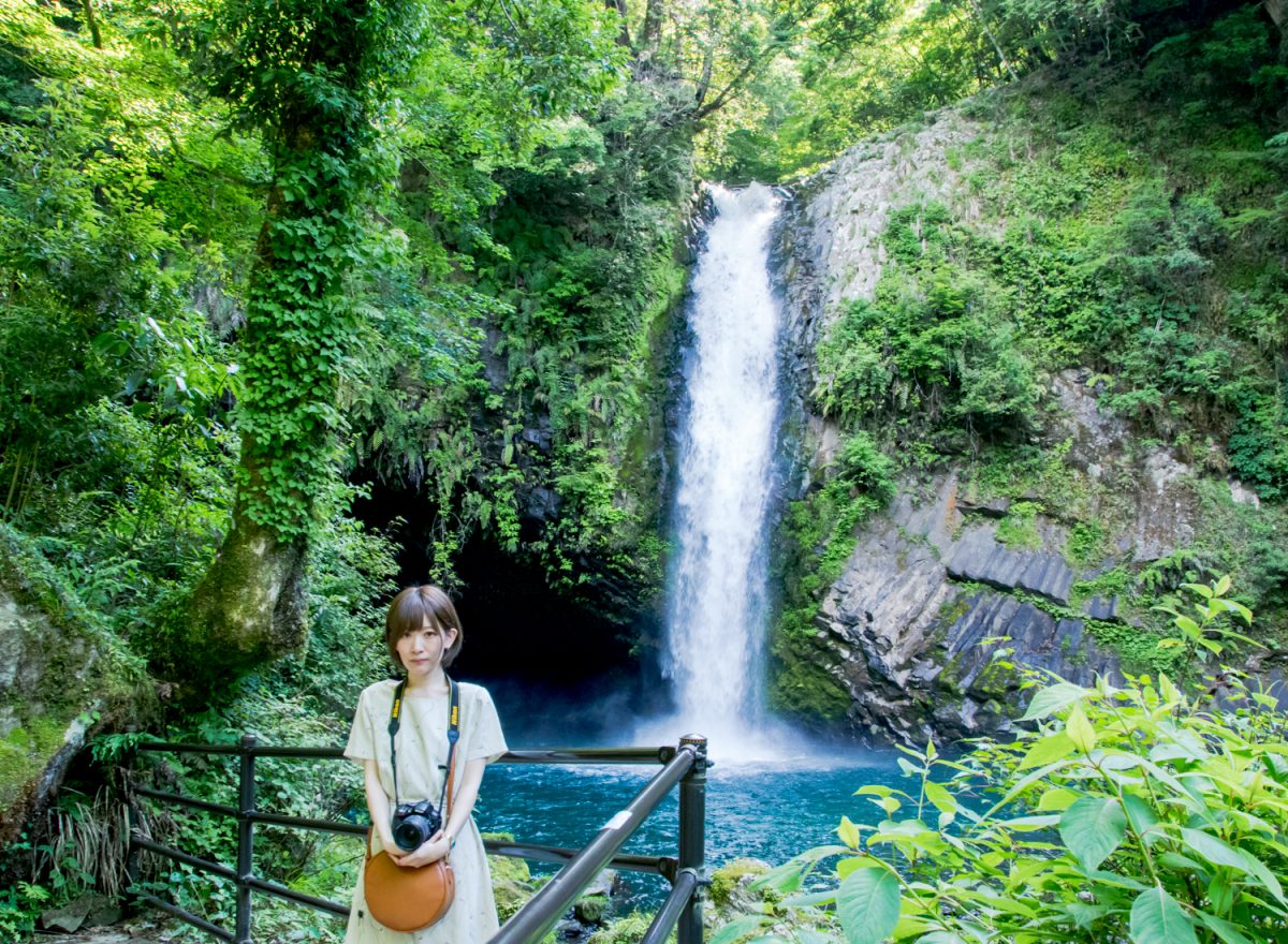 『天城越え』にも登場する伊豆半島の名勝地 怪しくも美しい伝説残る浄蓮の滝をお散歩